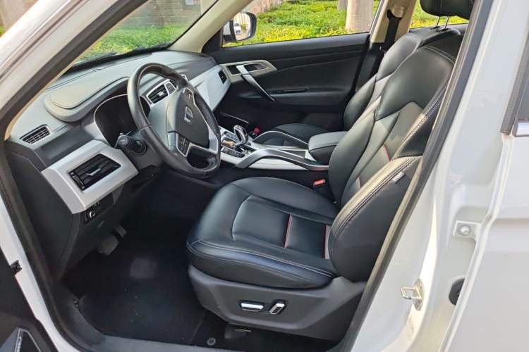 Used Geely Auto Emgrand X7 Sport 2020 1.8TD DCT Two-Wheel Drive Smart Connect 4G-Enabled Version Left Front Seat