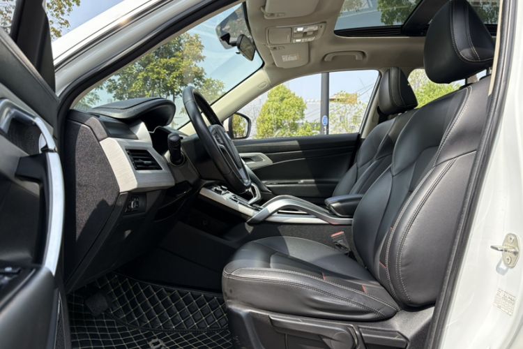 Used Geely Auto Emgrand X7 Sport 2020 1.8TD DCT Two-Wheel Drive Zhiya Model Left Front Seat