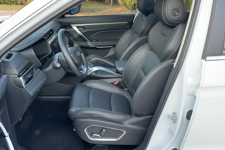 Used Geely Auto Emgrand X7 Sport 2020 1.8TD DCT ZhiZun PRO Left Front Seat