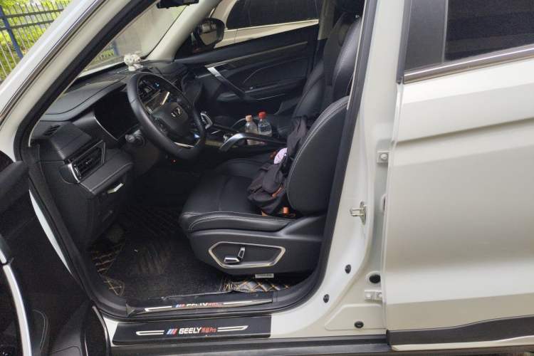 Used Geely Auto Emgrand X7 Sport 2020 1.5TD Automatic Smart Connect PRO Left Front Seat