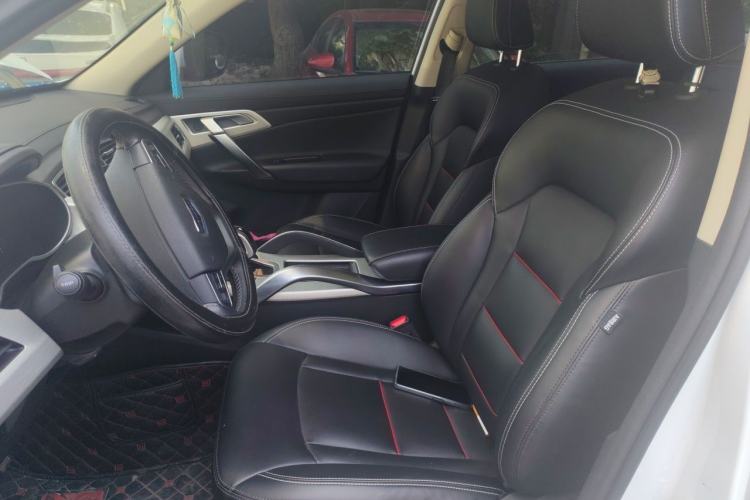 Used Geely Auto Emgrand X7 Sport 2020 1.8TD DCT Two-Wheel Drive Smart Connect 4G-Enabled Version Left Front Seat