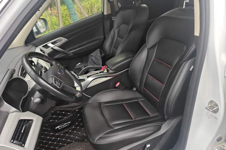 Used Geely Auto Emgrand X7 Sport 2020 1.8TD DCT Two-Wheel Drive Smart Connect 4G-Enabled Version Left Front Seat