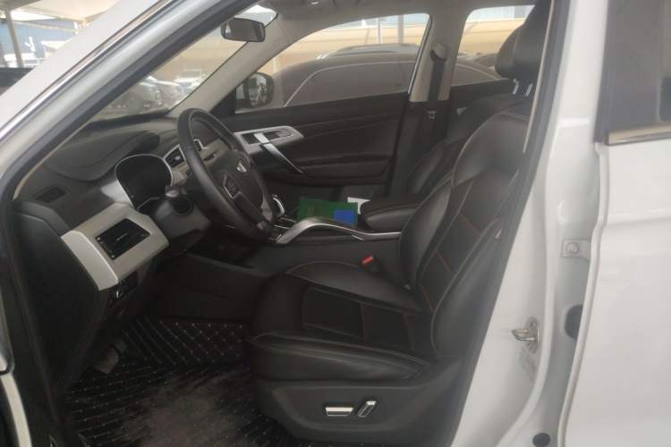 Used Geely Auto Emgrand X7 Sport 2020 1.8TD DCT Two-Wheel Drive Smart Connect 4G-Enabled Version Left Front Seat