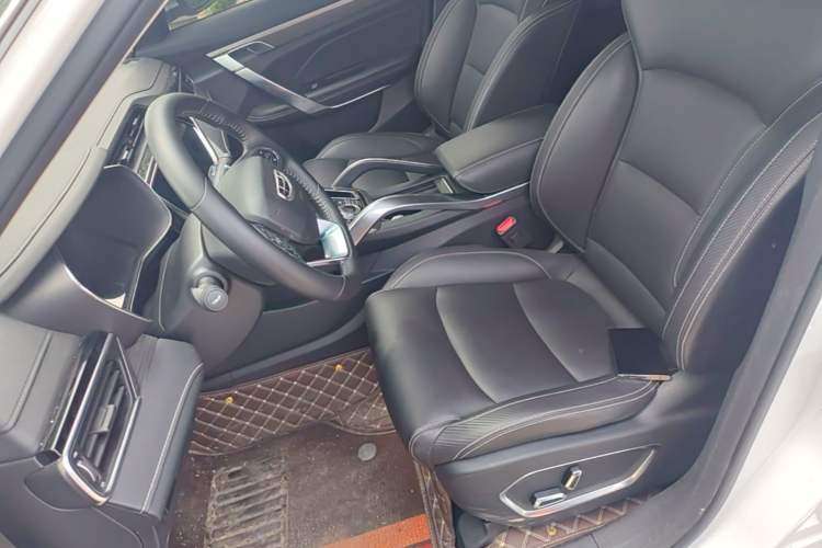 Used Geely Auto Emgrand X7 Sport 2020 1.5TD Automatic Smart Connect PRO Left Front Seat