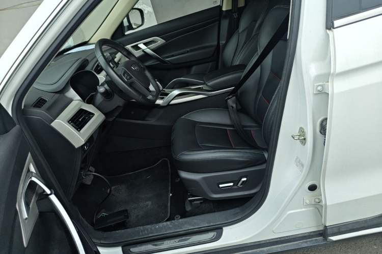 Used Geely Auto Emgrand X7 Sport 2020 1.8TD DCT Two-Wheel Drive Smart Connect 4G-Enabled Version Left Front Seat