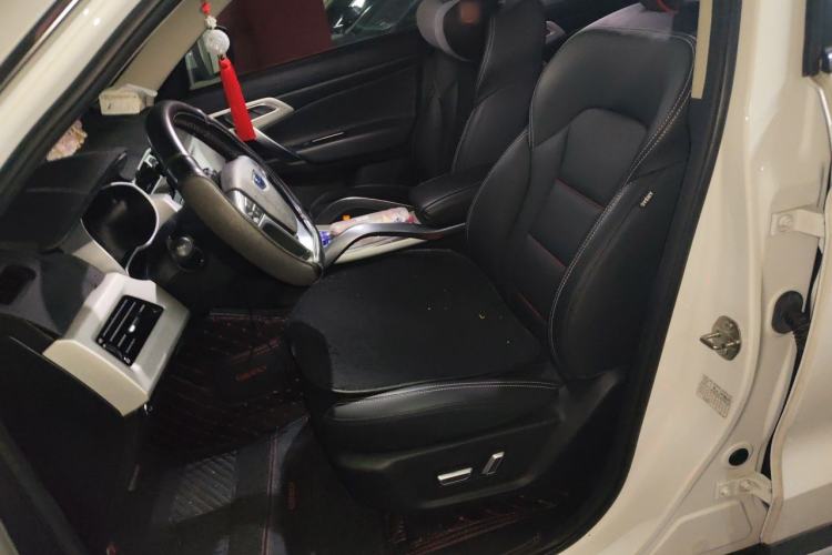 Used Geely Auto Emgrand X7 Sport 2020 1.8TD DCT Two-Wheel Drive Smart Connect 4G-Enabled Version Left Front Seat