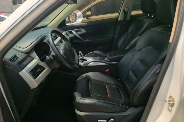 Used Geely Auto Emgrand X7 Sport 2020 1.8TD DCT Two-Wheel Drive Smart Connect 4G-Enabled Version Left Front Seat