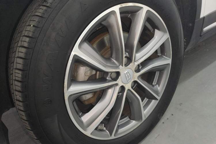 Used Geely Auto Emgrand X7 Sport 2020 1.8TD DCT Two-Wheel Drive Smart Connect 4G-Enabled Version Left Front Wheel Hub