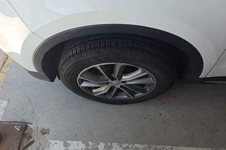 Used Geely Auto Emgrand X7 Sport 2020 1.8TD DCT Two-Wheel Drive Zhiya Model Left Front Wheel Hub