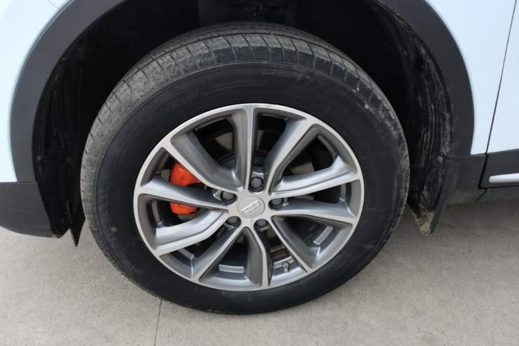 Used Geely Auto Emgrand X7 Sport 2020 1.8TD DCT Two-Wheel Drive Smart Connect 4G-Enabled Version Left Front Wheel Hub