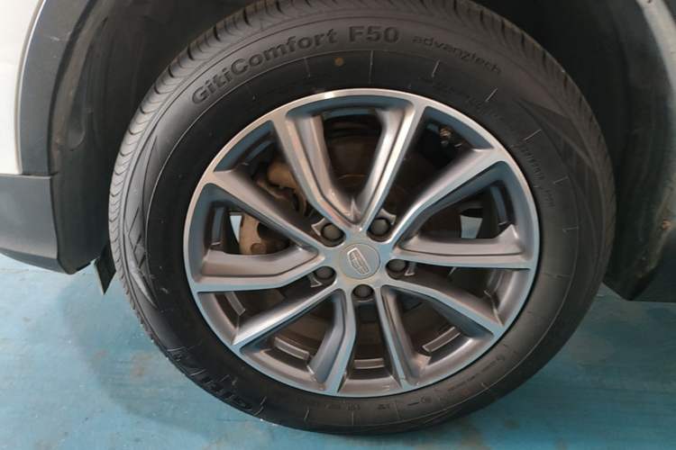 Used Geely Auto Emgrand X7 Sport 2020 1.8TD DCT Two-Wheel Drive Smart Connect 4G-Enabled Version Left Front Wheel Hub