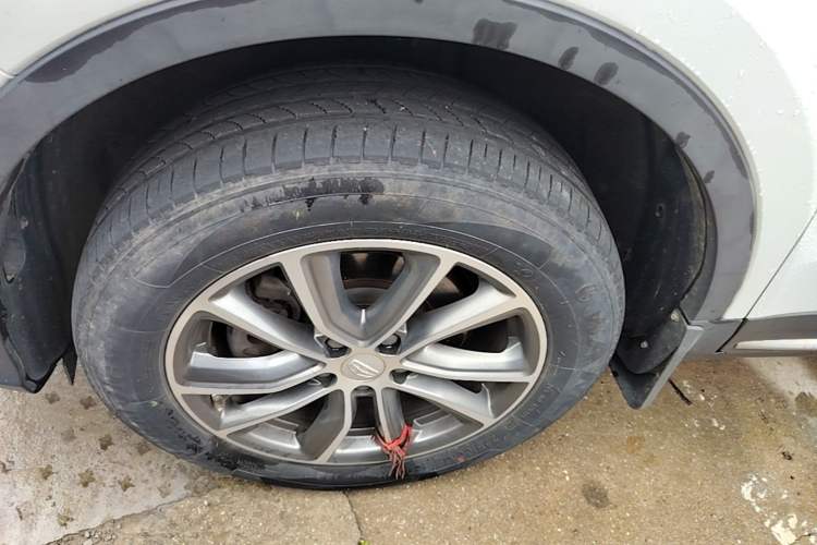 Used Geely Auto Emgrand X7 Sport 2020 1.8TD DCT Two-Wheel Drive Smart Connect 4G-Enabled Version Left Front Wheel Hub