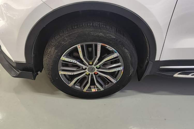 Used Geely Auto Emgrand X7 Sport 2020 1.8TD DCT Smart PRO Left Front Wheel Hub