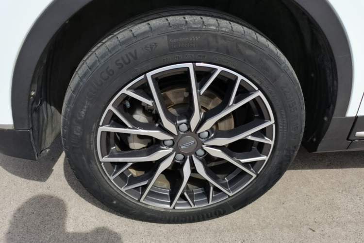 Used Geely Auto Emgrand X7 Sport 2020 1.8TD DCT Zhi Ling PRO Left Front Wheel Hub