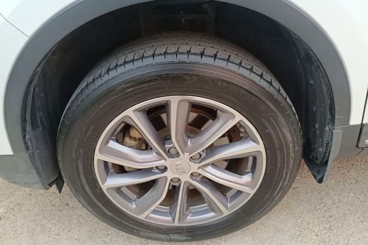 Used Geely Auto Emgrand X7 Sport 2020 1.8TD DCT Two-Wheel Drive Smart Connect 4G-Enabled Version Left Front Wheel Hub