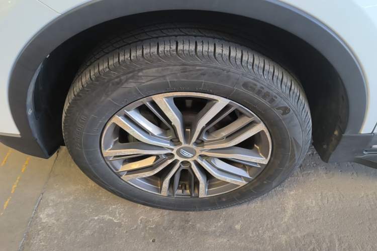 Used Geely Auto Emgrand X7 Sport 2020 1.8TD DCT Smart Connect PRO Left Front Wheel Hub