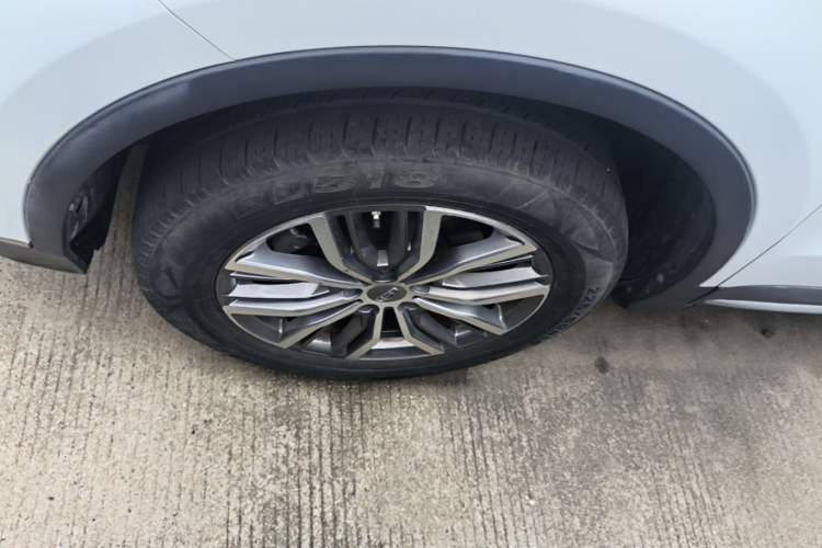 Used Geely Auto Emgrand X7 Sport 2020 1.8TD DCT ZhiZun PRO Left Front Wheel Hub