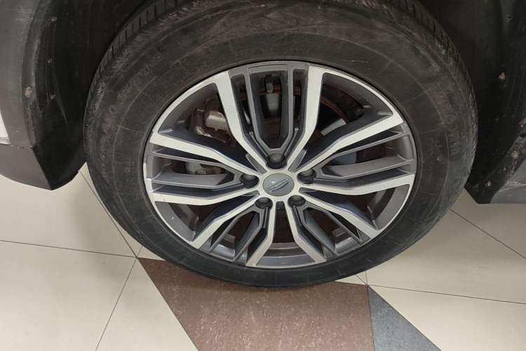 Used Geely Auto Emgrand X7 Sport 2020 1.8TD DCT Smart PRO Left Front Wheel Hub