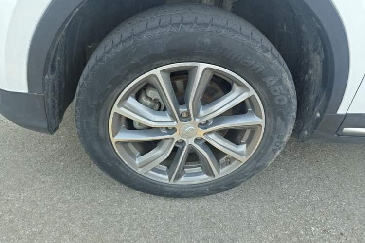 Used Geely Auto Emgrand X7 Sport 2020 1.8TD DCT Two-Wheel Drive Smart Connect 4G-Enabled Version Left Front Wheel Hub