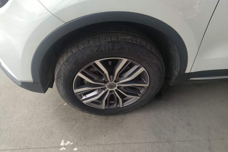 Used Geely Auto Emgrand X7 Sport 2020 1.8TD DCT ZhiZun PRO Left Front Wheel Hub