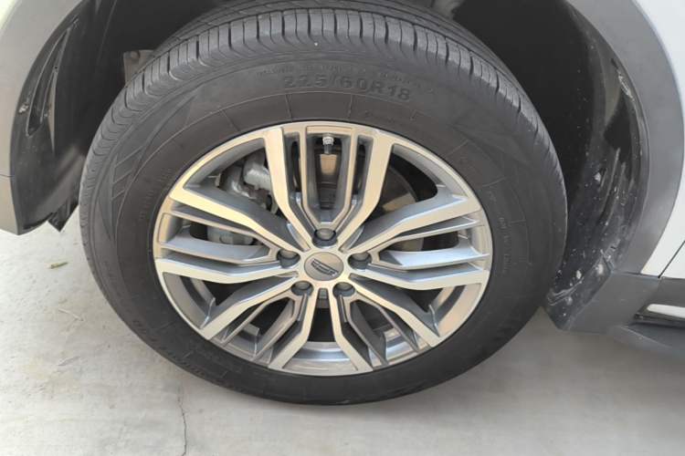 Used Geely Auto Emgrand X7 Sport 2020 1.8TD DCT Smart PRO Left Front Wheel Hub