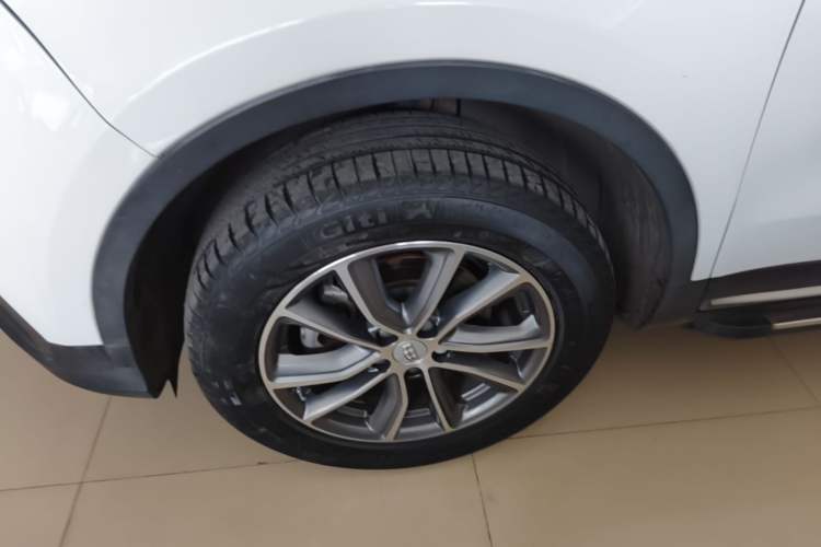 Used Geely Auto Emgrand X7 Sport 2020 1.8TD DCT Two-Wheel Drive Smart Connect 4G-Enabled Version Left Front Wheel Hub