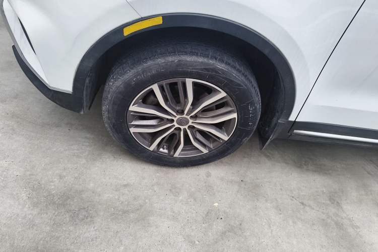 Used Geely Auto Emgrand X7 Sport 2020 1.5TD Automatic Smart Connect PRO Left Front Wheel Hub