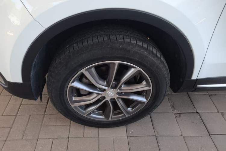 Used Geely Auto Emgrand X7 Sport 2020 1.8TD DCT Two-Wheel Drive Smart Connect 4G-Enabled Version Left Front Wheel Hub