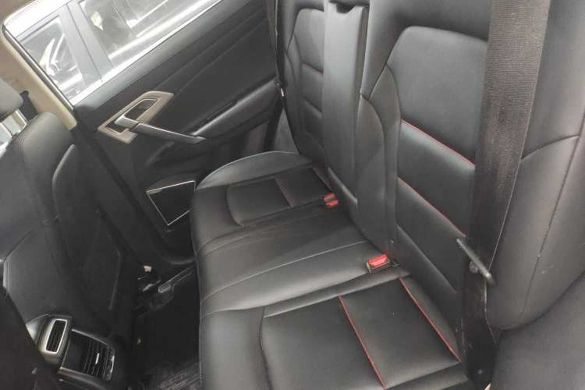 Used Geely Auto Emgrand X7 Sport 2020 1.8TD DCT Two-Wheel Drive Smart Connect 4G-Enabled Version Left Rear Seat