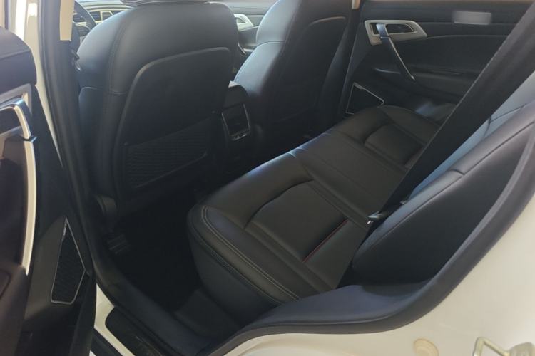 Used Geely Auto Emgrand X7 Sport 2020 1.8TD DCT Two-Wheel Drive Zhiya Model Left Rear Seat