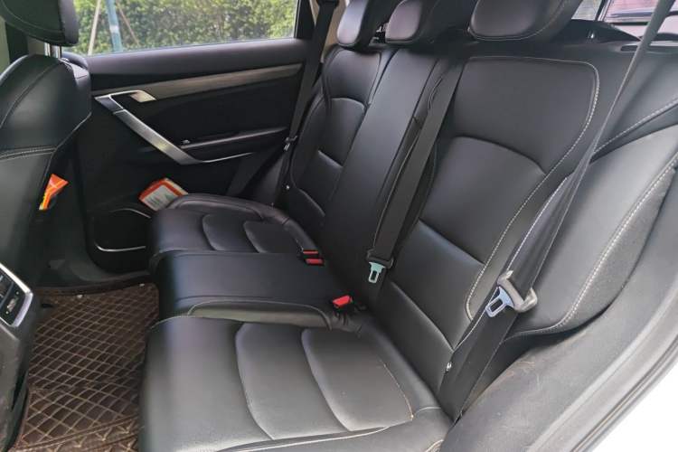 Used Geely Auto Emgrand X7 Sport 2020 1.8TD DCT Smart Connect PRO Left Rear Seat