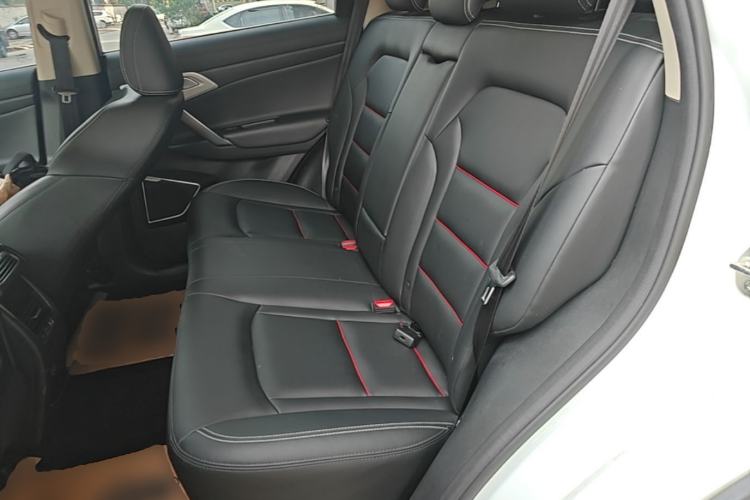 Used Geely Auto Emgrand X7 Sport 2020 1.8TD DCT Two-Wheel Drive Smart Connect 4G-Enabled Version Left Rear Seat