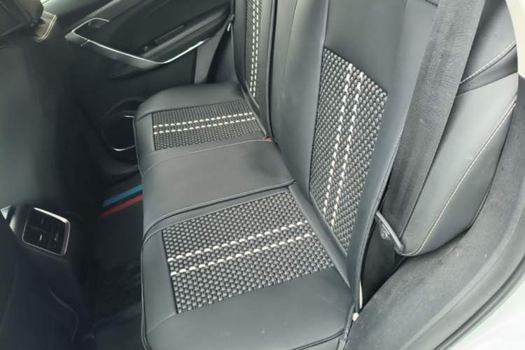 Used Geely Auto Emgrand X7 Sport 2020 1.8TD DCT Smart PRO Left Rear Seat