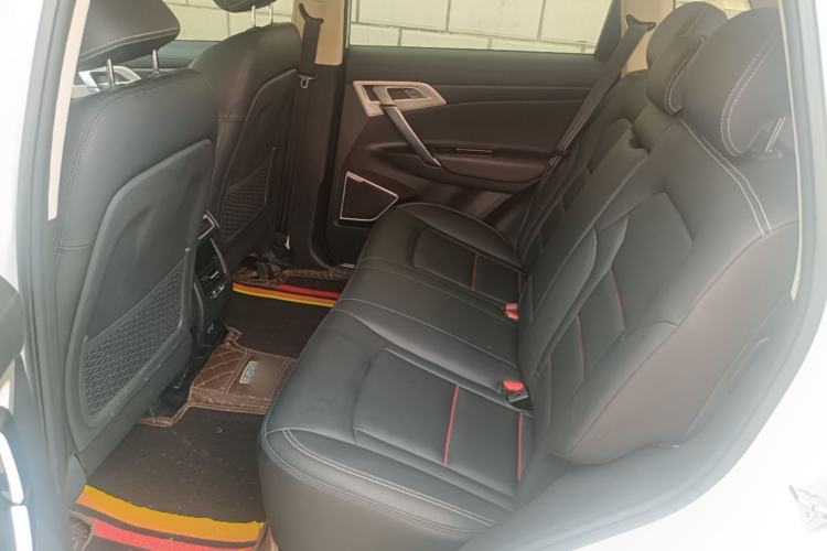 Used Geely Auto Emgrand X7 Sport 2020 1.8TD DCT Two-Wheel Drive Smart Connect 4G-Enabled Version Left Rear Seat