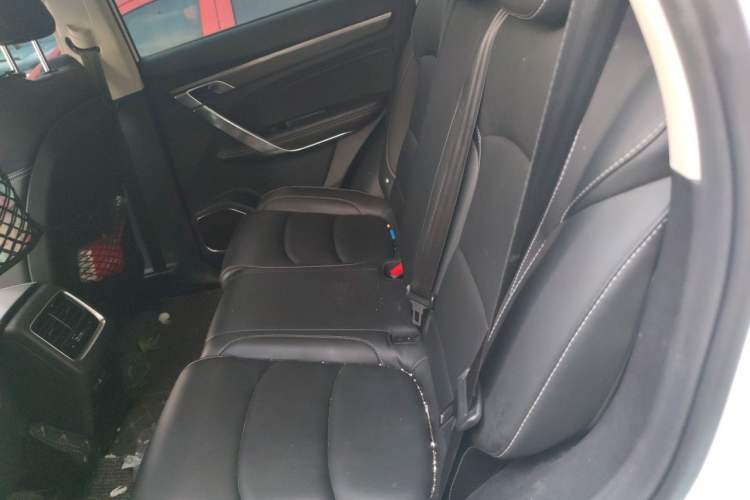 Used Geely Auto Emgrand X7 Sport 2020 1.5TD Automatic Smart Connect PRO Left Rear Seat