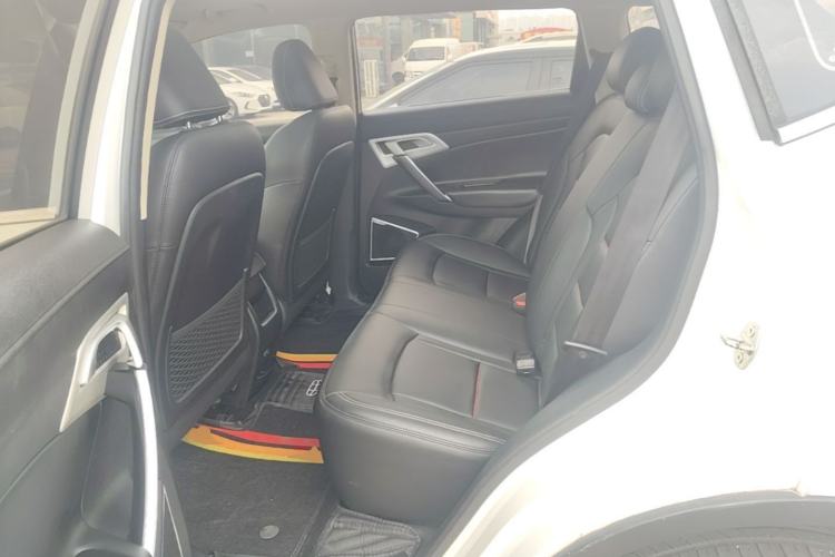 Used Geely Auto Emgrand X7 Sport 2020 1.8TD Manual Two-Wheel Drive Zhiya Model Left Rear Seat
