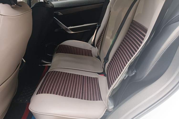 Used Geely Auto Emgrand X7 Sport 2020 1.8TD DCT Smart Connect PRO Left Rear Seat