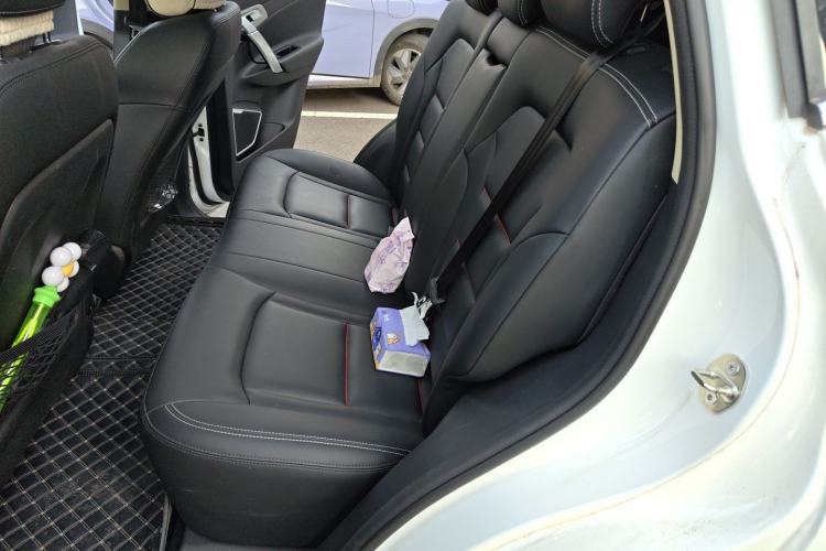 Used Geely Auto Emgrand X7 Sport 2020 1.8TD DCT Two-Wheel Drive Smart Connect 4G-Enabled Version Left Rear Seat