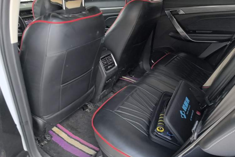 Used Geely Auto Emgrand X7 Sport 2020 1.8TD DCT Smart Connect PRO Left Rear Seat