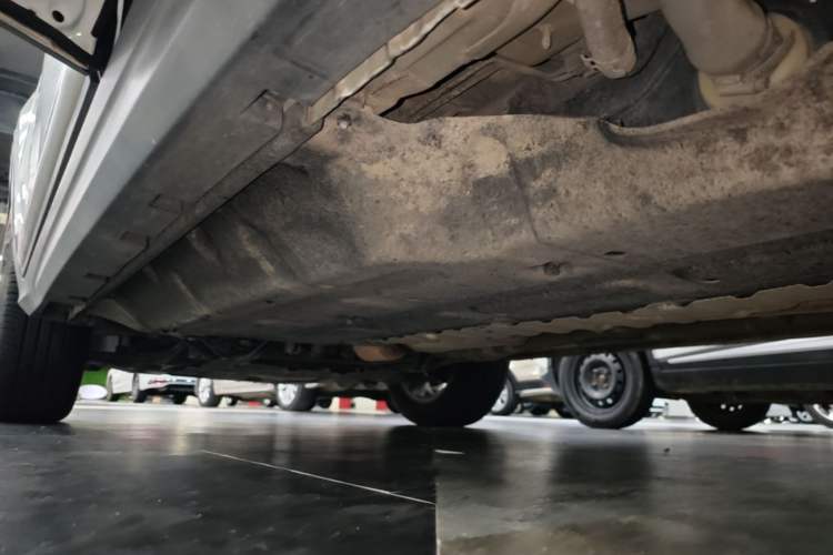 Used Geely Auto Emgrand X7 Sport 2020 1.5TD Automatic Smart Connect PRO Left Side Sill