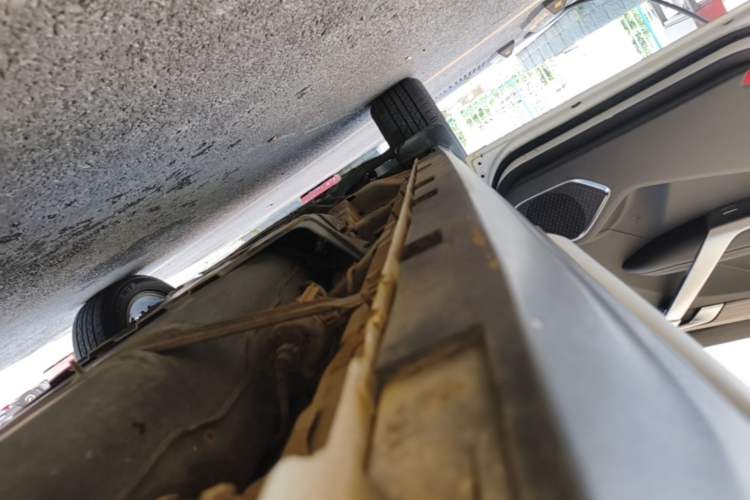 Used Geely Auto Emgrand X7 Sport 2020 1.8TD DCT Smart Connect PRO Left Side Sill