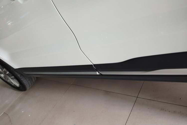Used Geely Auto Emgrand X7 Sport 2020 1.8TD DCT Smart PRO Left Side Sill