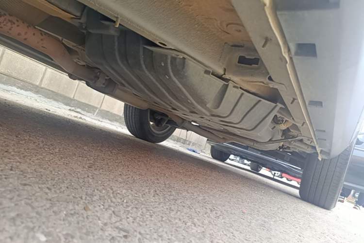 Used Geely Auto Emgrand X7 Sport 2020 1.8TD DCT Two-Wheel Drive Smart Connect 4G-Enabled Version Left Side Sill