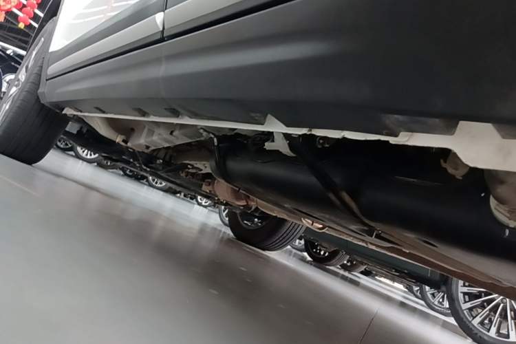 Used Geely Auto Emgrand X7 Sport 2020 1.8TD DCT ZhiZun PRO Left Side Sill
