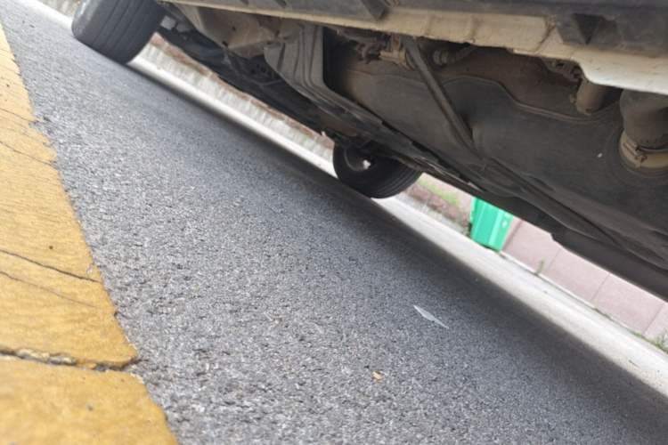 Used Geely Auto Emgrand X7 Sport 2020 1.8TD DCT Two-Wheel Drive Smart Connect 4G-Enabled Version Left Side Sill