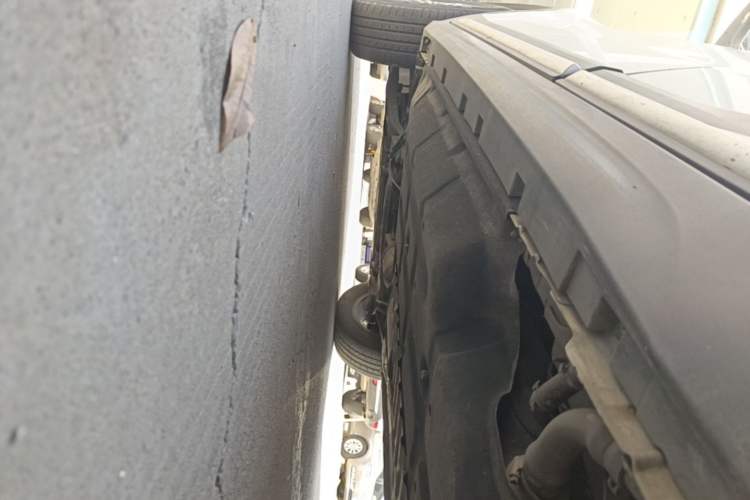 Used Geely Auto Emgrand X7 Sport 2020 1.8TD DCT Smart Connect PRO Left Side Sill