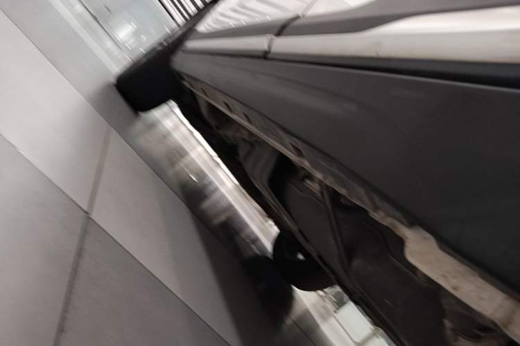 Used Geely Auto Emgrand X7 Sport 2020 1.8TD DCT Smart Connect PRO Left Side Sill