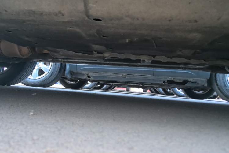 Used Geely Auto Emgrand X7 Sport 2020 1.5TD Automatic Smart Connect PRO Left Side Sill