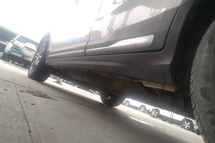 Used Geely Auto Emgrand X7 Sport 2020 1.8TD DCT ZhiZun PRO Left Side Sill