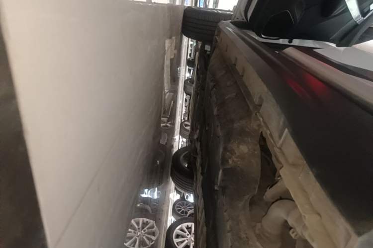 Used Geely Auto Emgrand X7 Sport 2020 1.8TD DCT Smart Connect PRO Left Side Sill
